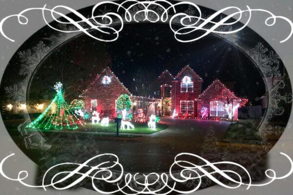 Tulsa Christmas Lights - A house with christmas lights in front of it.